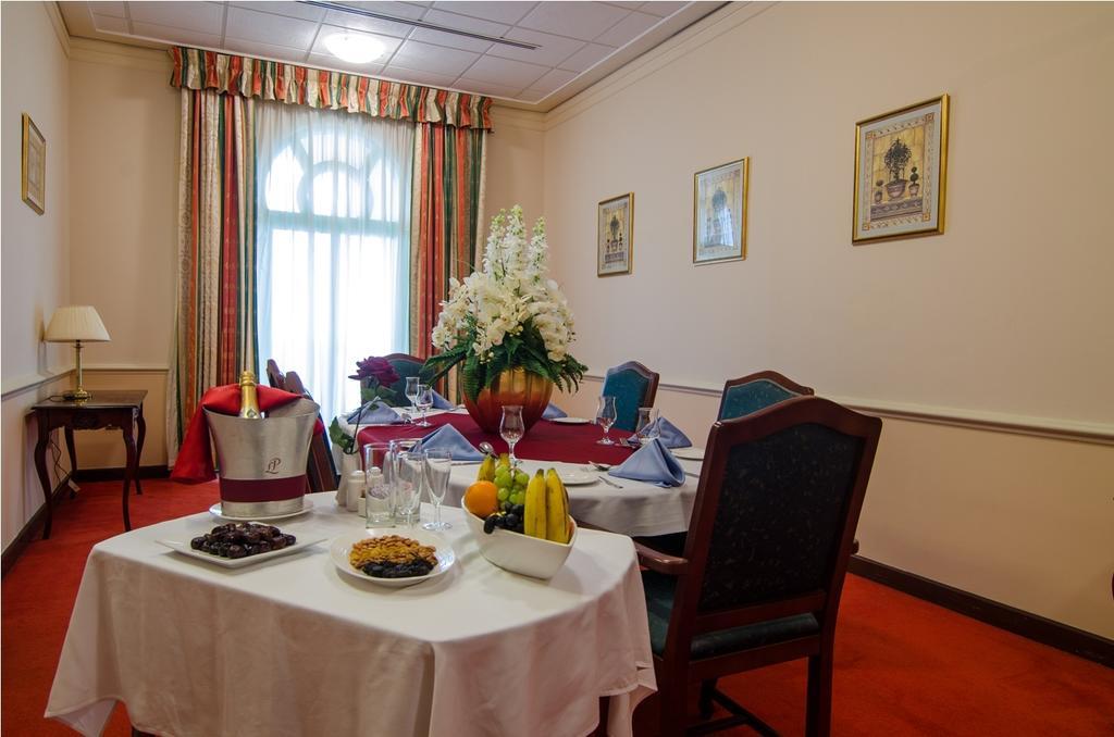 Cassells Ghantoot Hotel & Resort Eksteriør bilde
