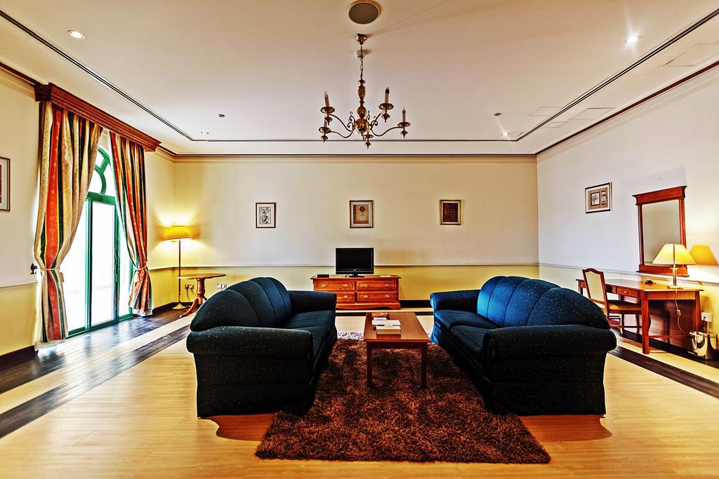 Cassells Ghantoot Hotel & Resort Eksteriør bilde
